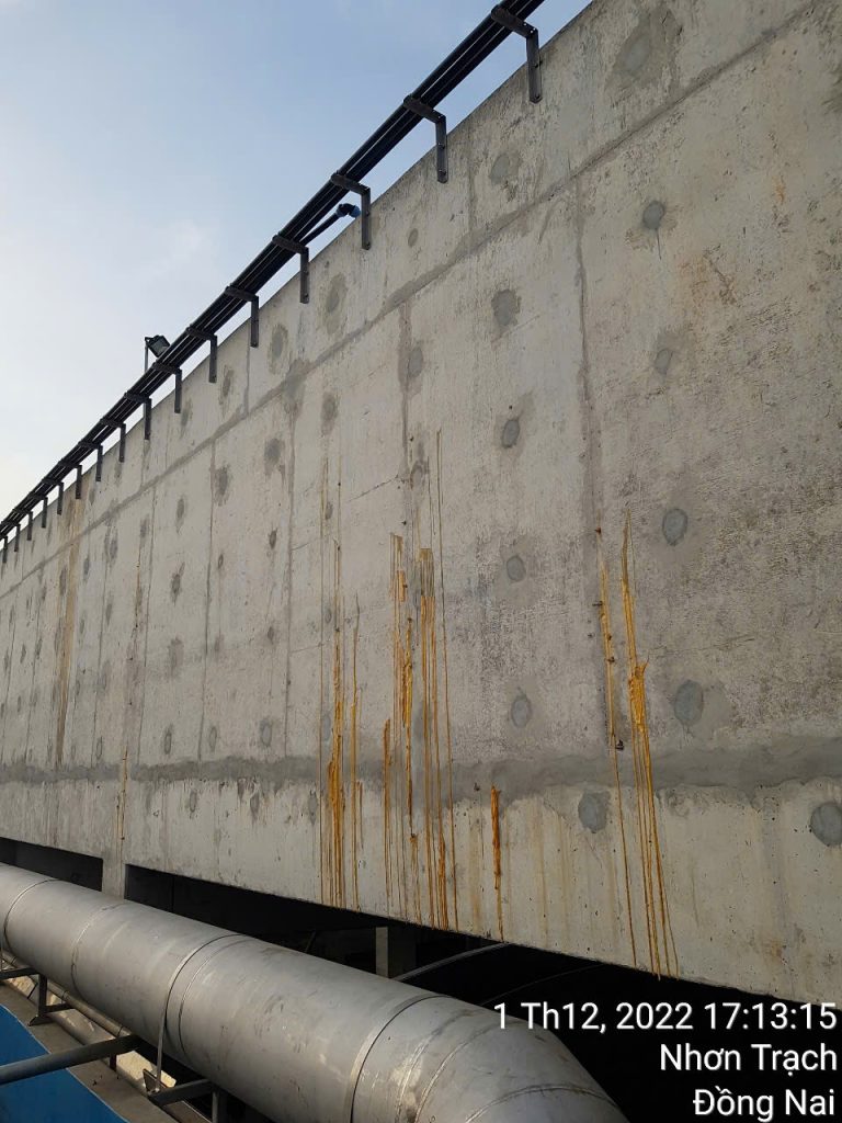 Chống Thấm Nhà Hiệu Quả - Bảo Vệ Ngôi Nhà Của Bạn 15 Công Ty TNHH Kỹ Thuật Xây Dựng Frame z6804963291710 71d8b1bc701a03eacf3a3e34c8d9b088 Công Ty TNHH Kỹ Thuật Xây Dựng Frame
